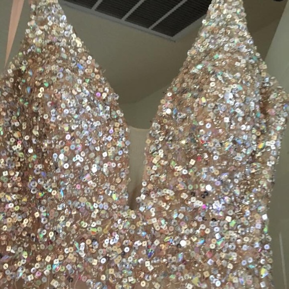 Prom dress - Picture 3 of 7